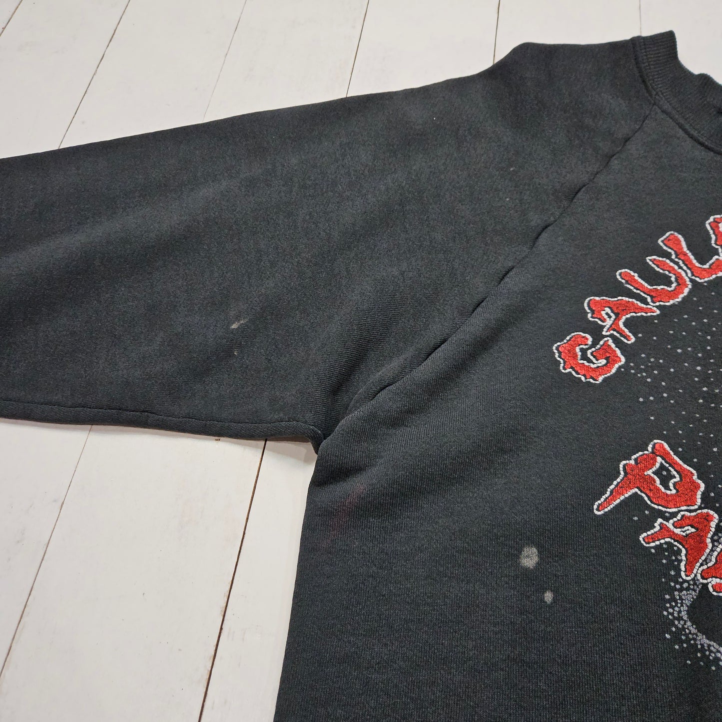 1990s Fruit of the Loom Black Cauley River Paddle or Die Skeleton RIver Runners Rafting Raglan Sweatshirt Made in USA Size L