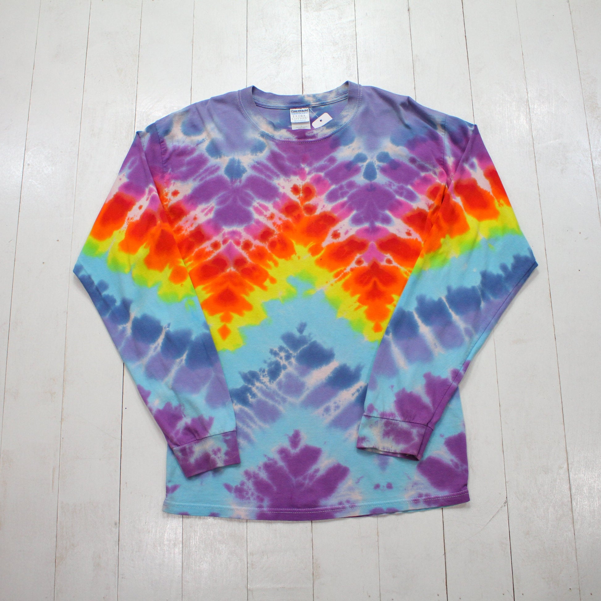 2000s Long Sleeve Tie-Dye T-Shirt Size M