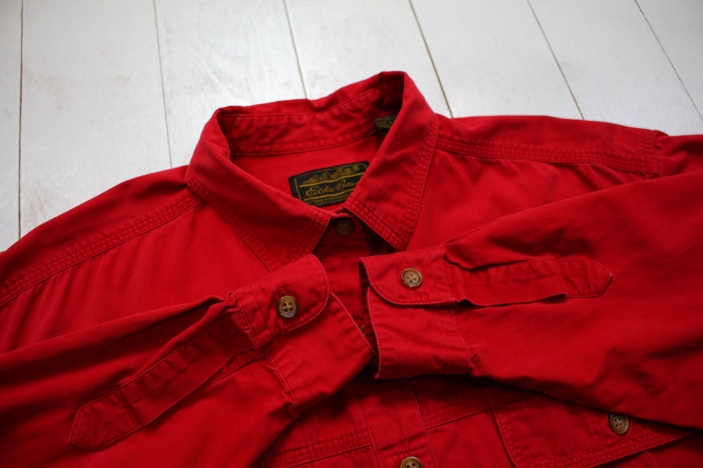 1990s Eddie Bauer Red Button Up Shirt Size M