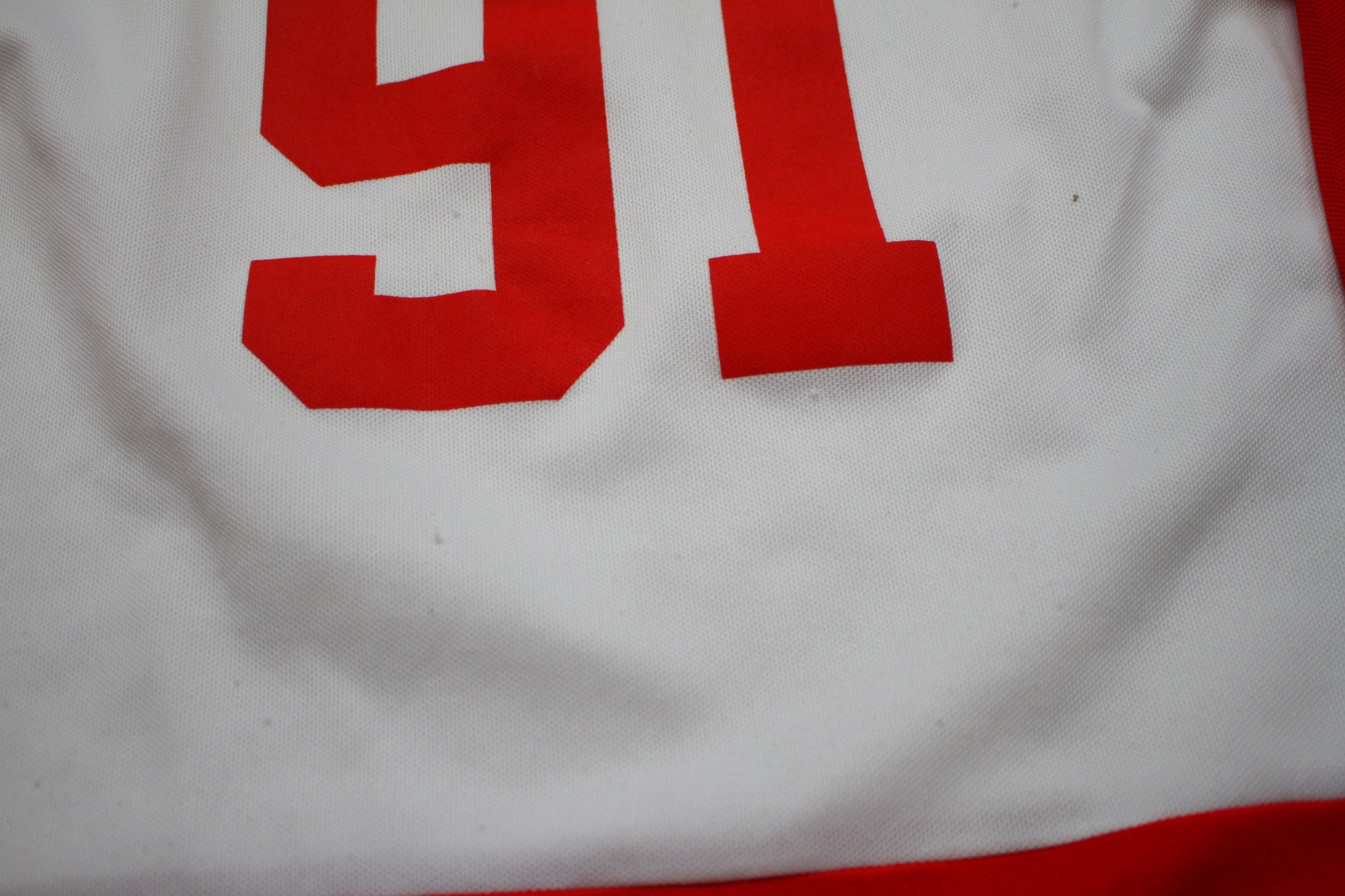 1990s CCM Detroit Red Wings Federov 91 NHL Hockey Replica Jersey Made in Canada Size S