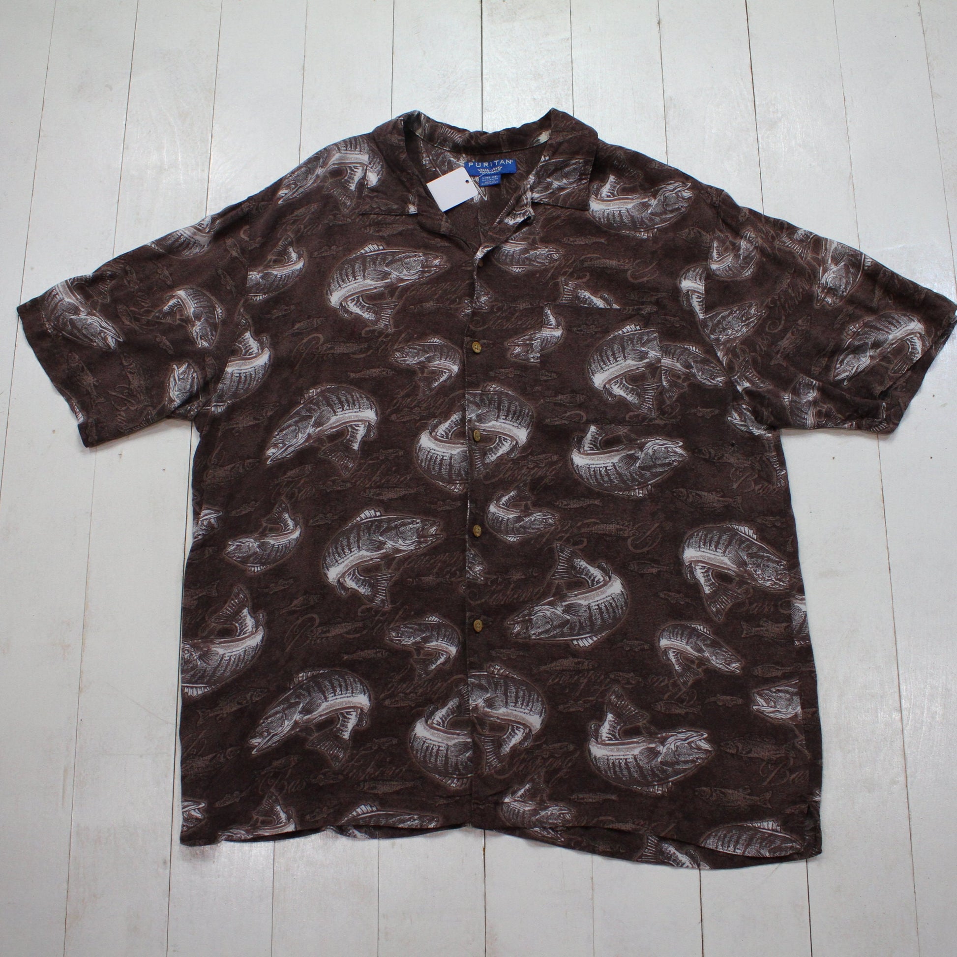 2000s Puritan Brown Bass Fish Print Shortsleeve Loop Collar Shirt Size L