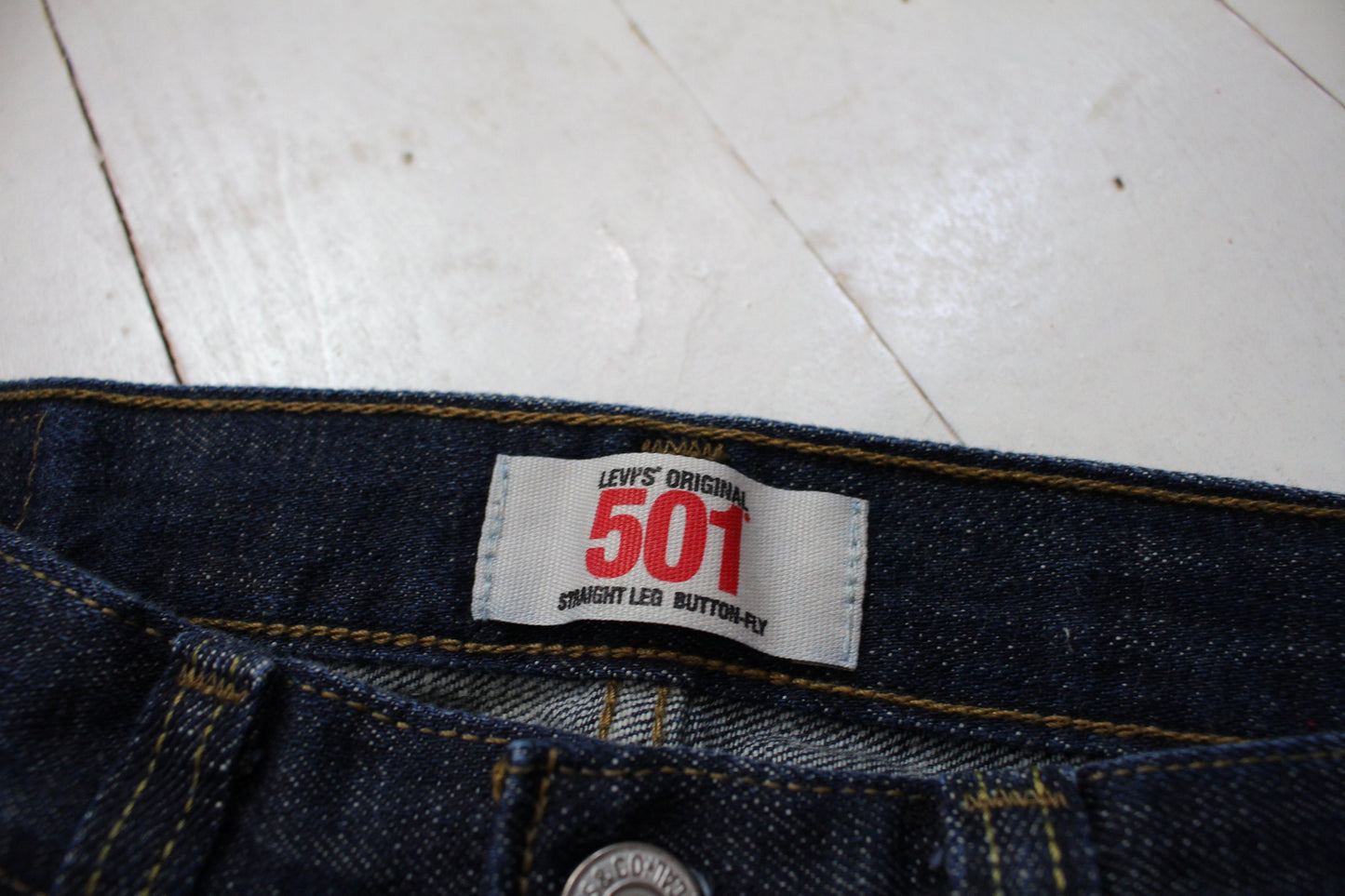 2010s Levi's 501 Dark Blue Denim Jeans Size 31x32.5