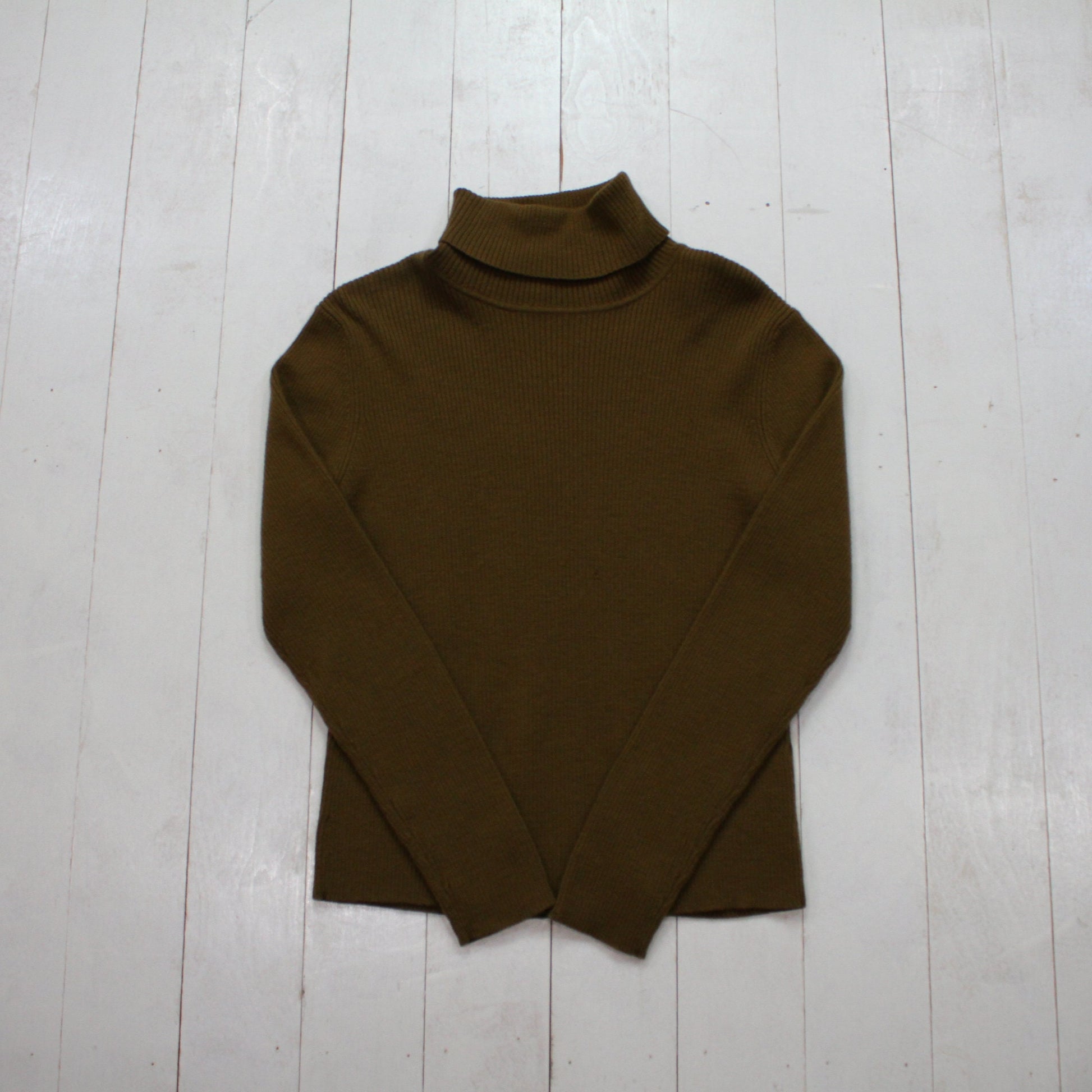 1990s/2000s Irvine Park Olive Green Merino Wool Turtleneck Sweater Women's Size M