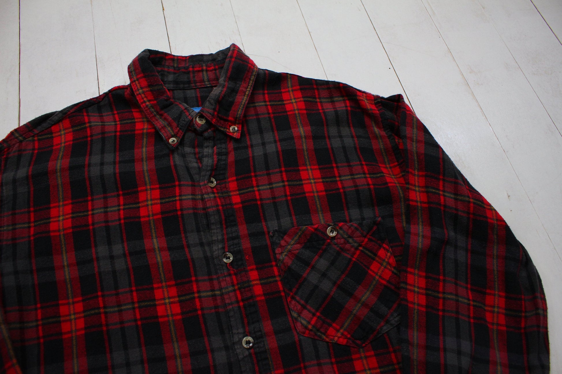 1990s/2000s BTC Plaid Flannel Button Down Shirt Size M