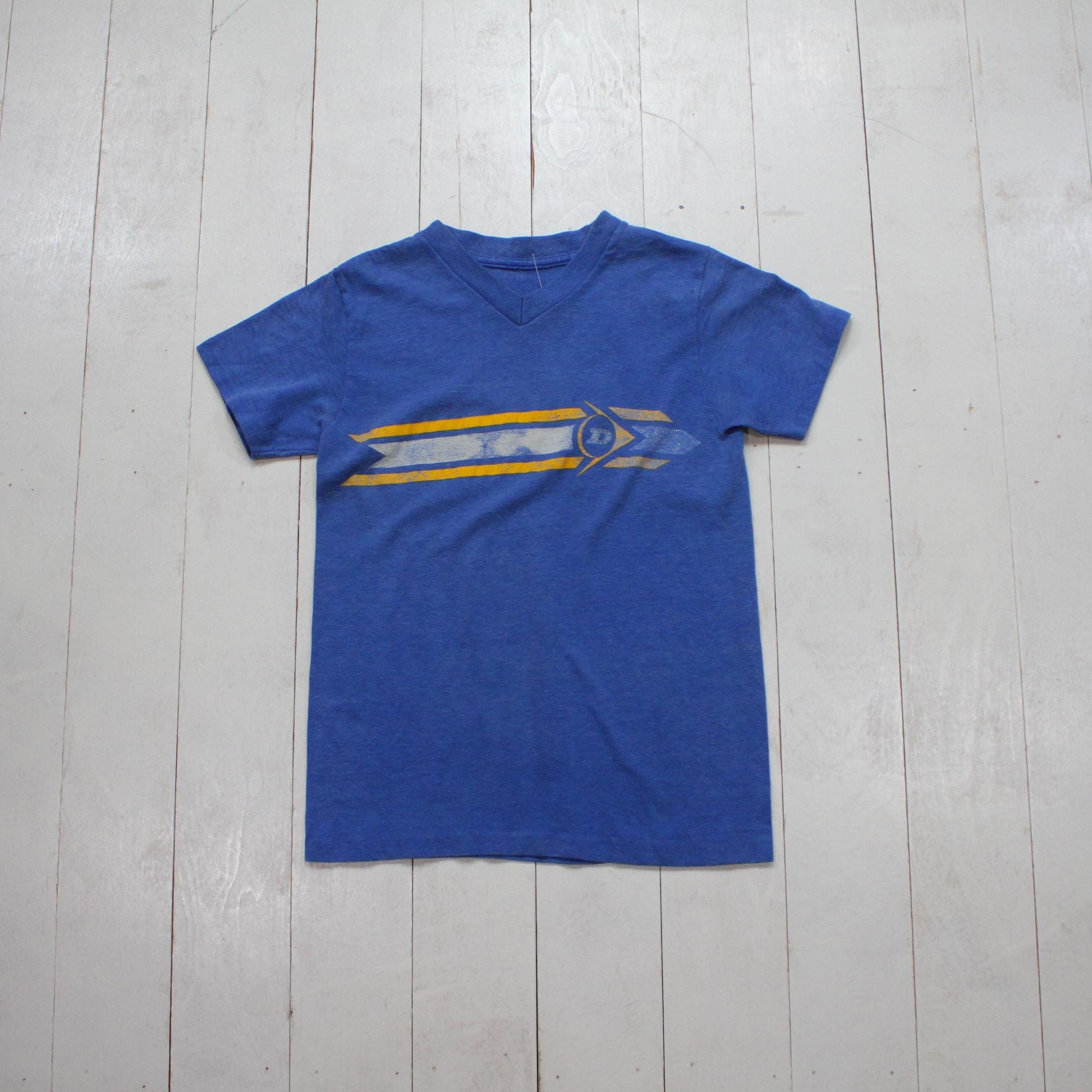 1980s/1990s Dunlop V-Neck T-Shirt Womens Size XS