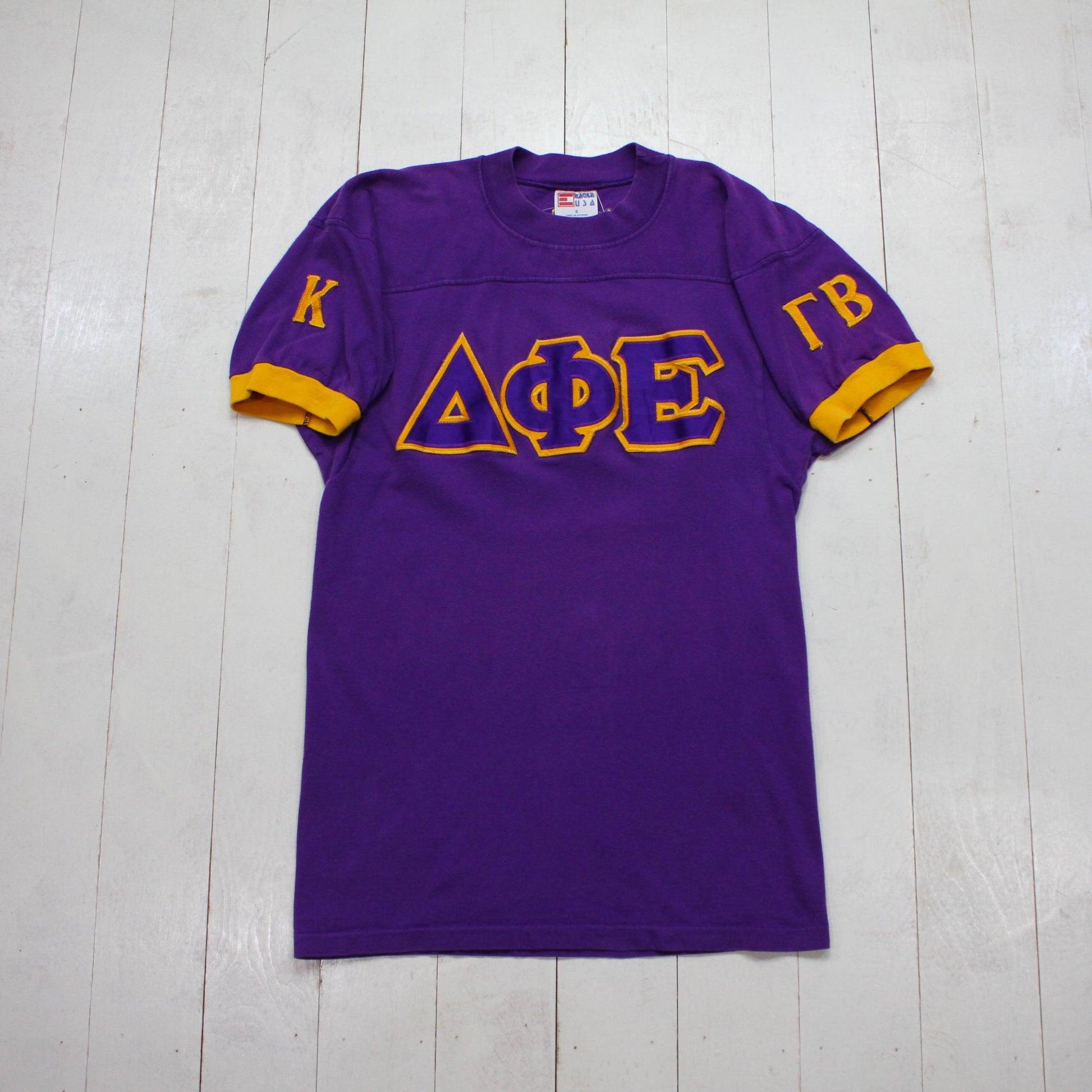 1980s/1990s Delta Phi Epsilon Glick-A-Lick Embroidered Sorority Ringer T-Shirt Made in USA Size XS/S