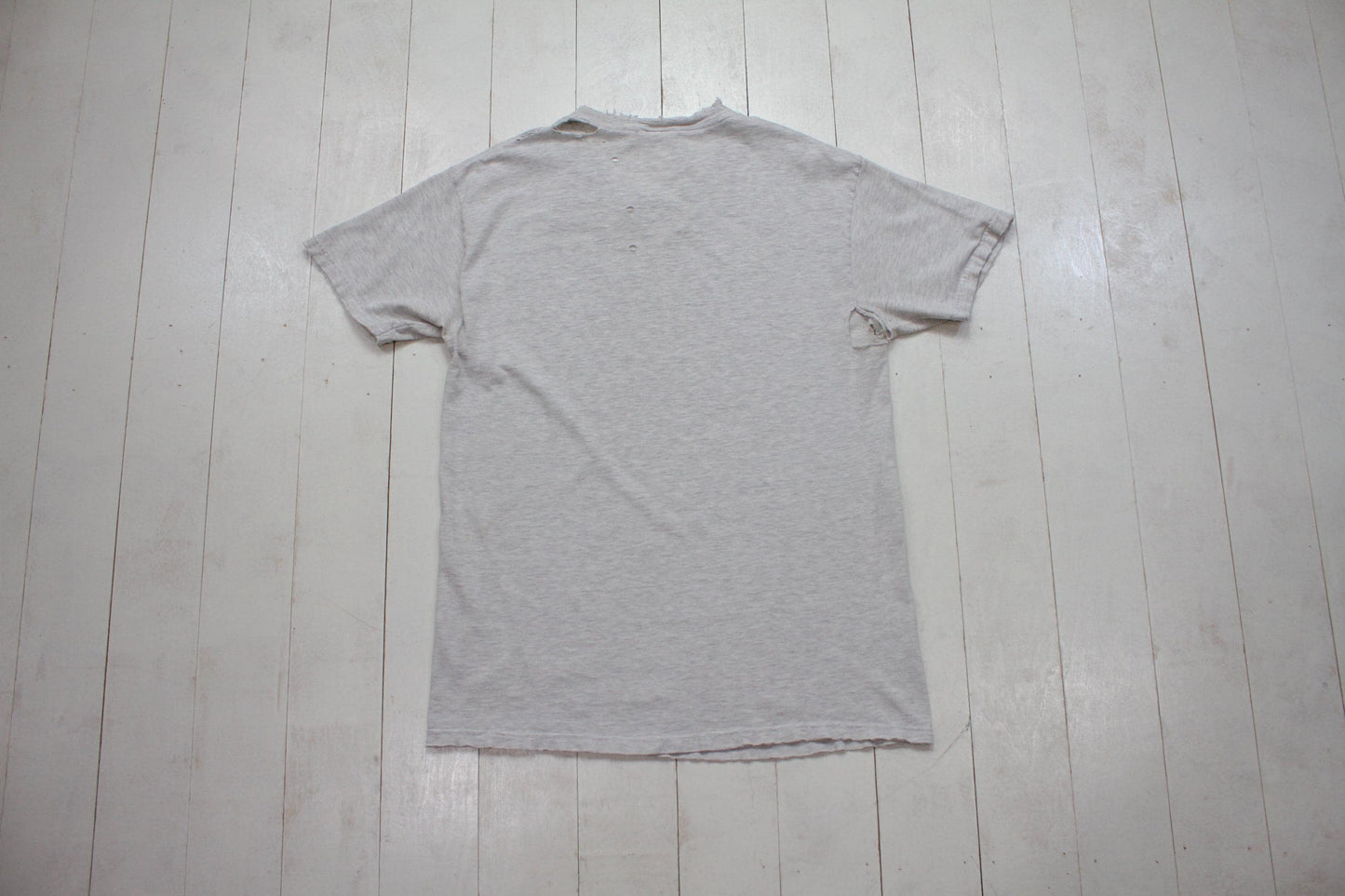 1990s/2000s Distressed Shiloh Farms T-Shirt Size M