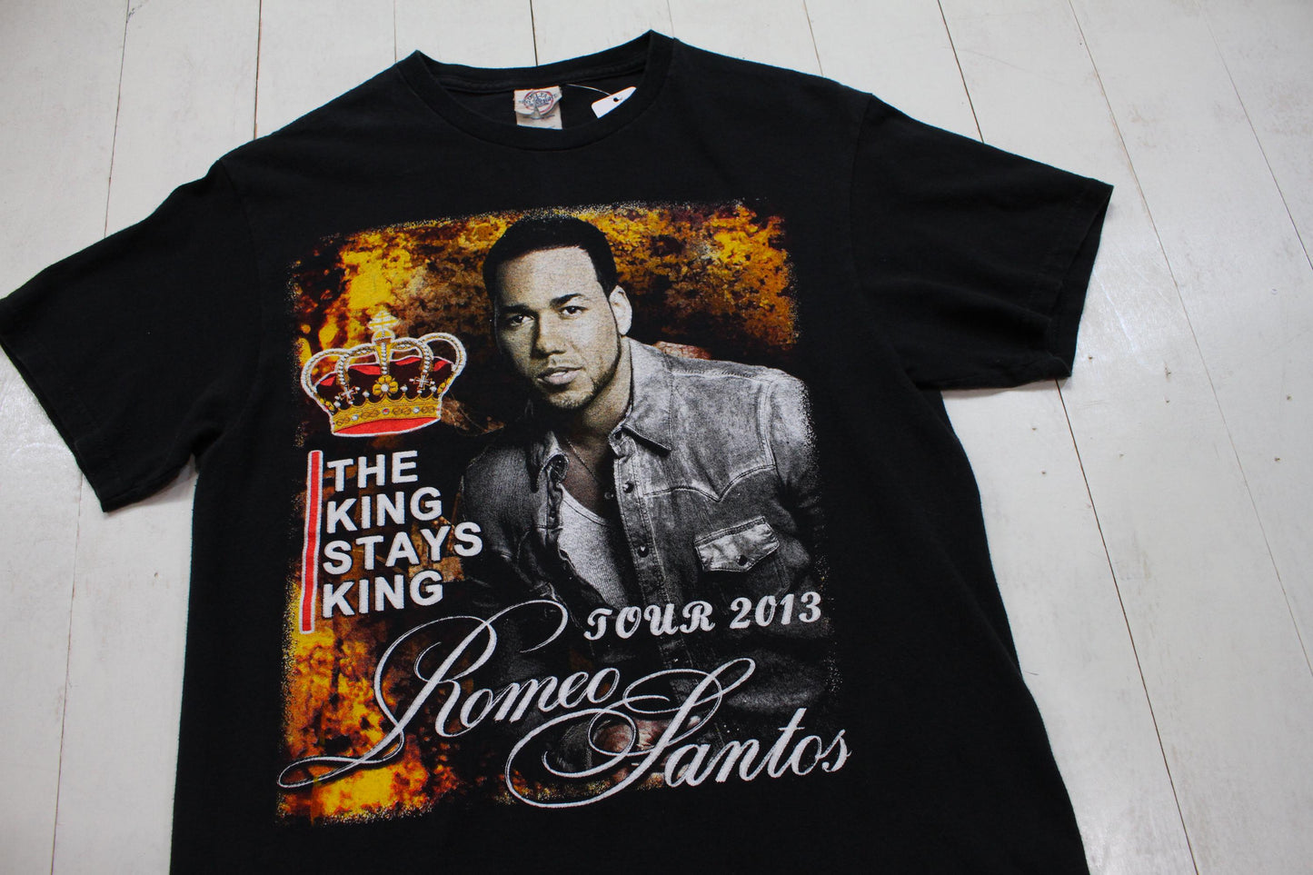 2010s 2013 Romeo Santos The King Stays The King Tour Band T-Shirt Size S