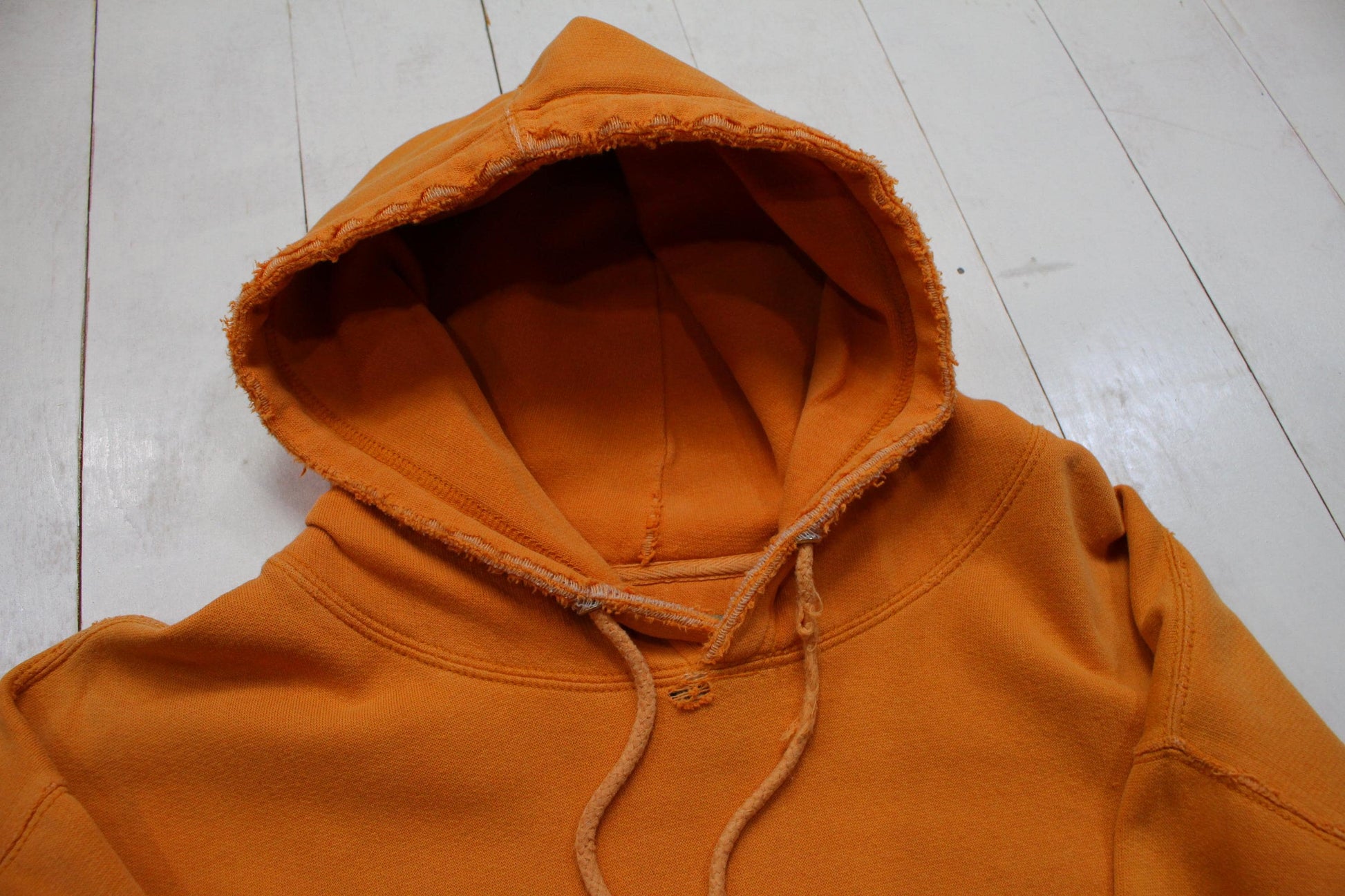 1990s/2000s Y2K Distressed Sonoma Jeans Blank Orange Hoodie Size XL/XXL