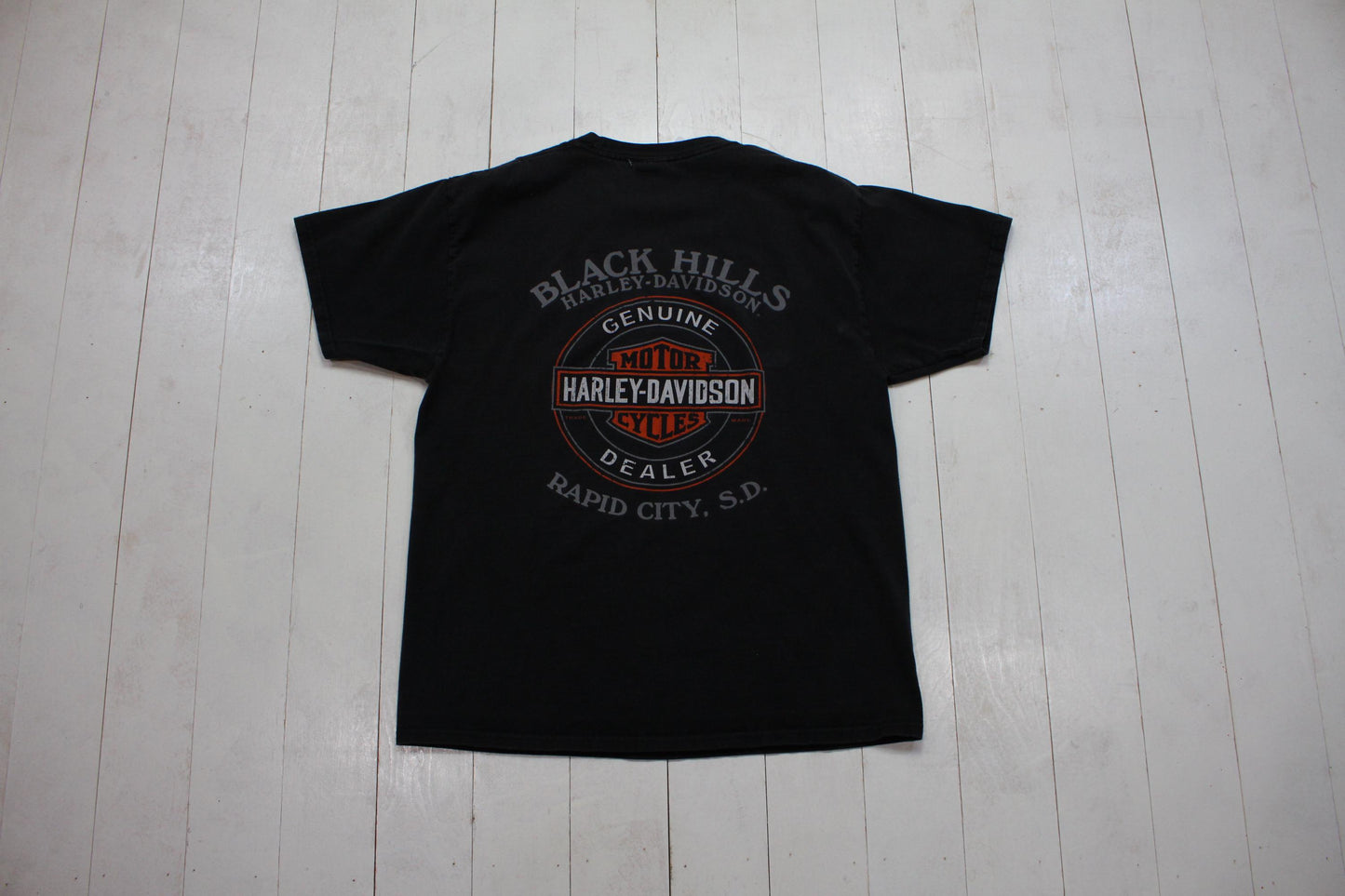 2010s 2016 Harley-Davidson Black Hills Rapid City South Dakota Motorcycle T-Shirt Size L