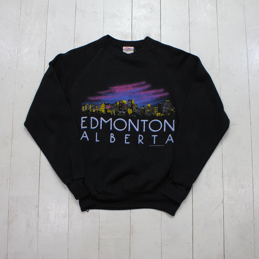 1990s 1990 Edmonton Alberta Black Skyline Souvenir Sweatshirt Made in Canada Size S