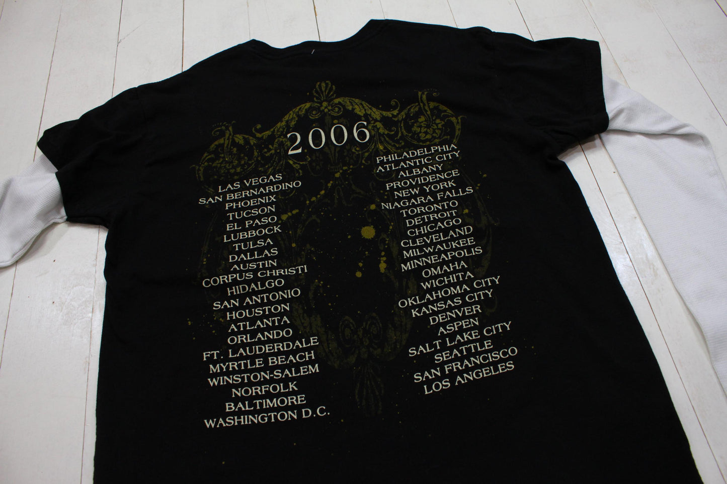 2000s 2006 Y2K Alice in Chains Double Sleeve Thermal Long Sleeve Rock Band Tour T-Shirt Size L/XL