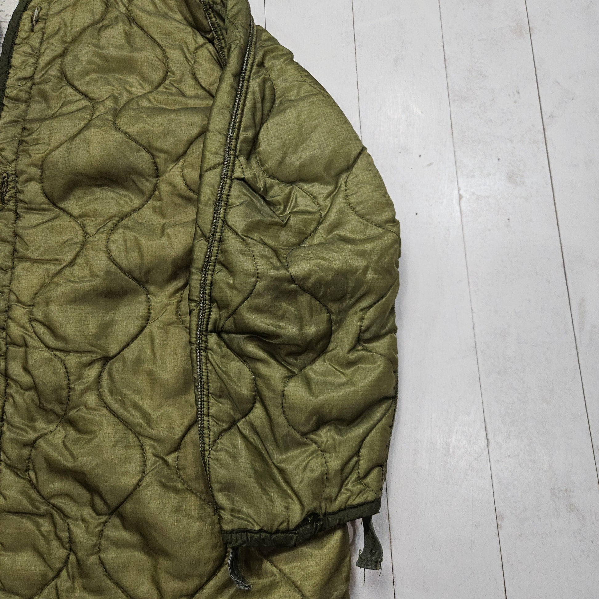 1970s Military Extreme Cold Weather Parka Jacket Liner Size L/XL