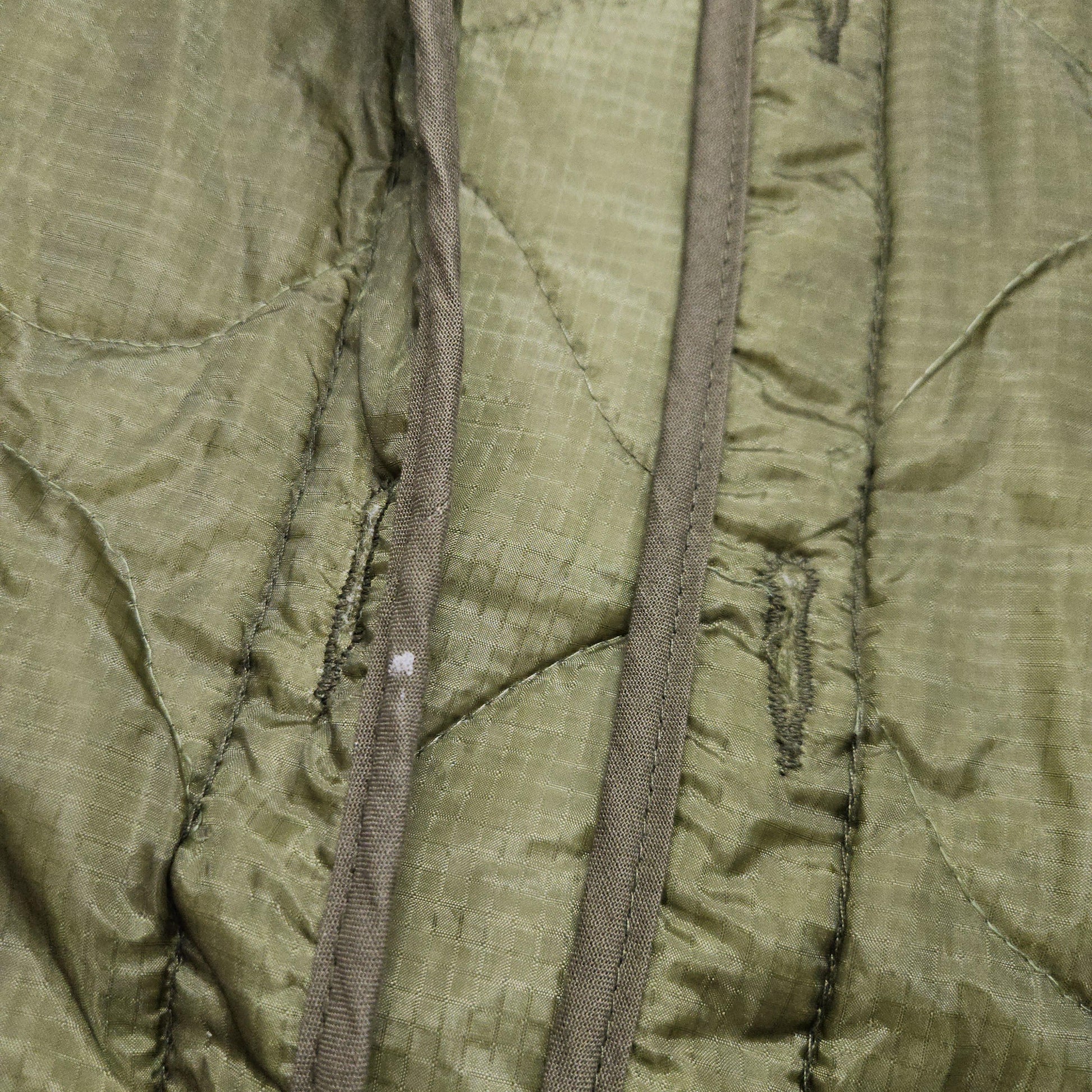 2000s Y2K Military Cold Weather Jacket Liner Size L/XL