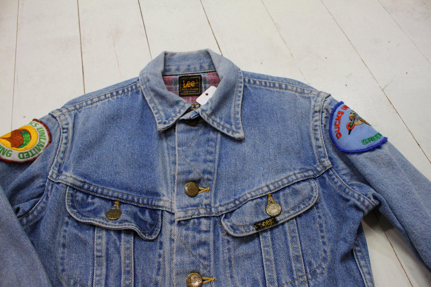 1980s Lee Riders Denim Trucker Jacket Duck Patches Made in USA Kid's Size M/L