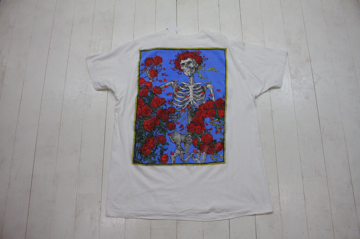 1990s Grateful Dead 25 25th Anniversary Print Skull and Roses Bertha Print T-Shirt Size XL