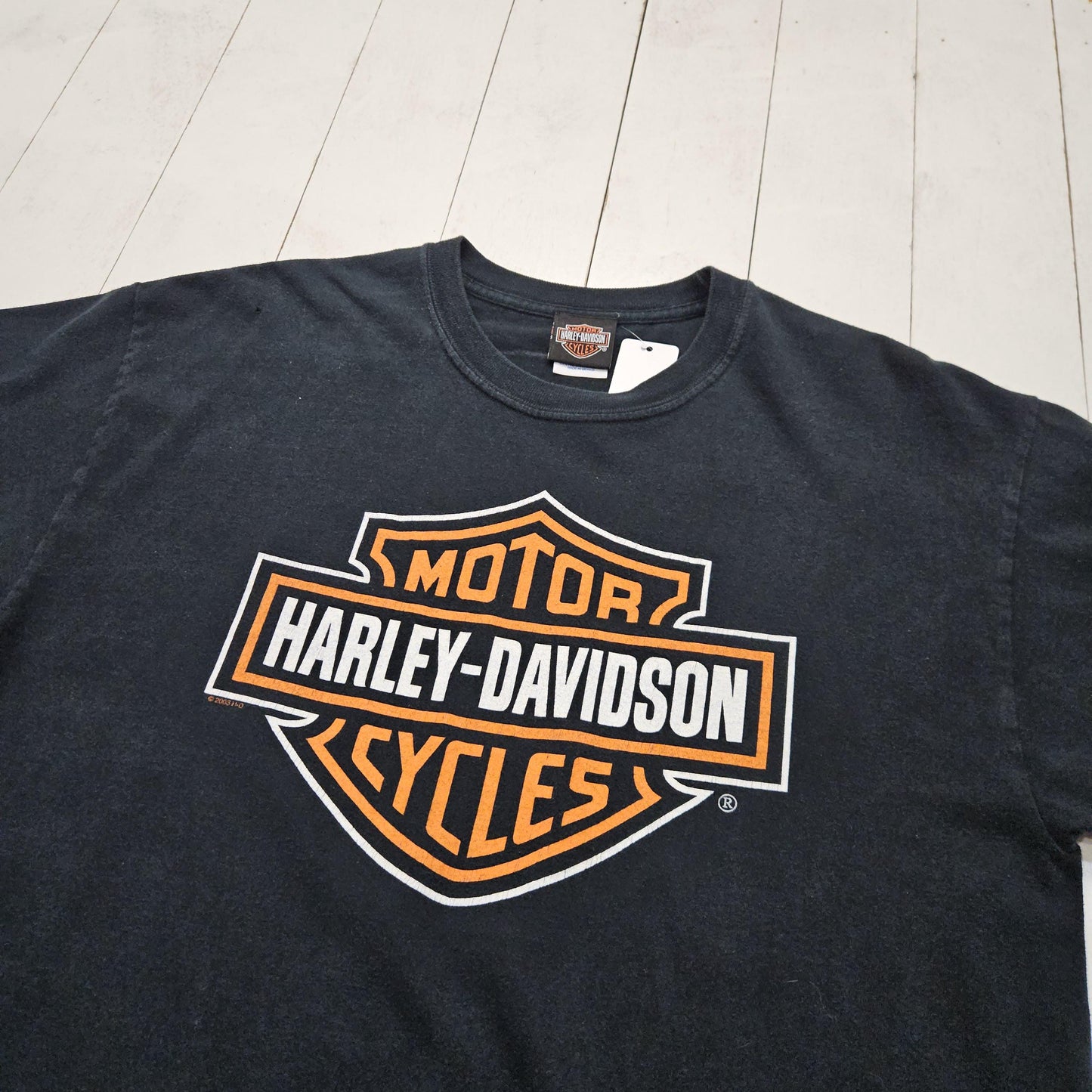 2000s Y2K 2003 Harley-Davidson Bar Shield Kingston Ontario Motocycle T-Shirt Size L