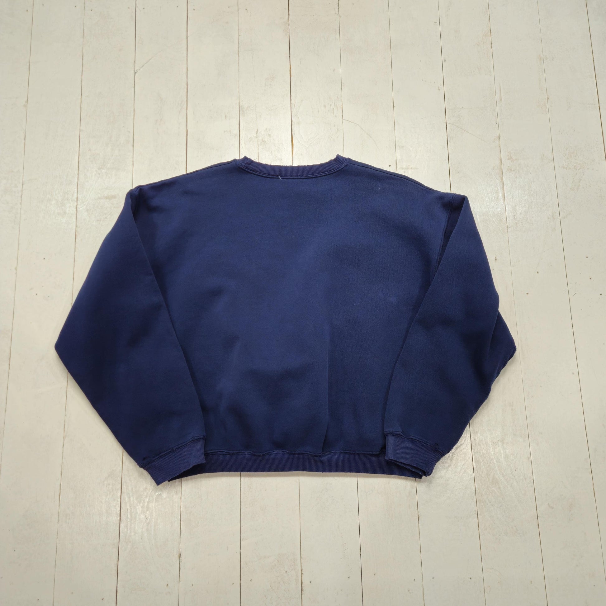 1980s/1990s Blue Hong Kong Embroidered Souvenir Sweatshirt Size S