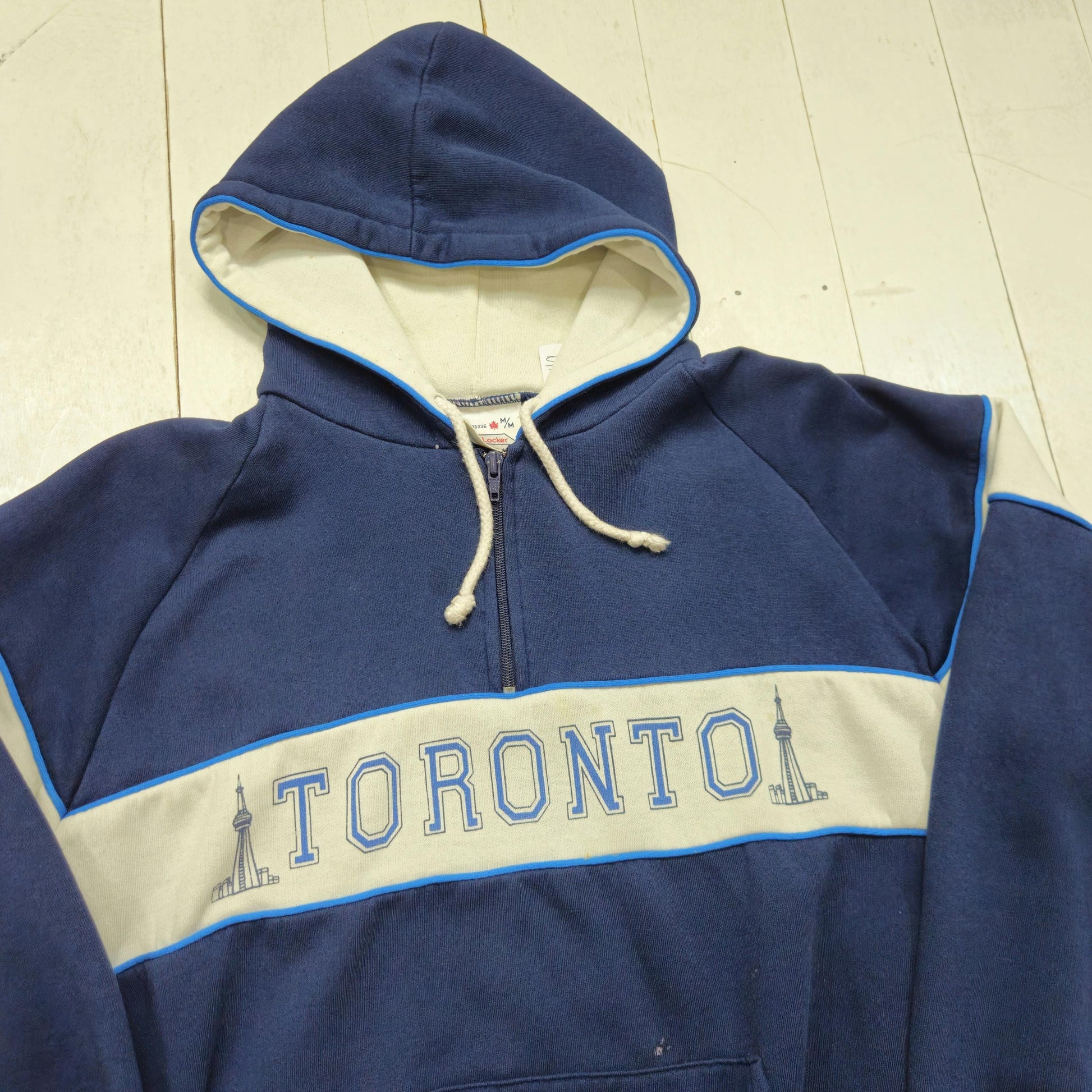 1980s Footlocker Toronto CN Tower 1/4 Zip Souvenir Raglan Hoodie Sweatshirt Size M