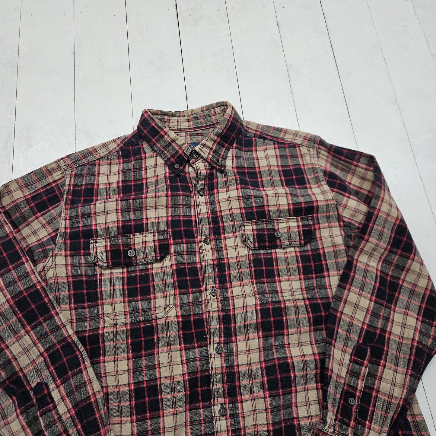 2000s/2010s Faded Glory Red Black Beige Plaid Button Down Flannel Shirt Size L