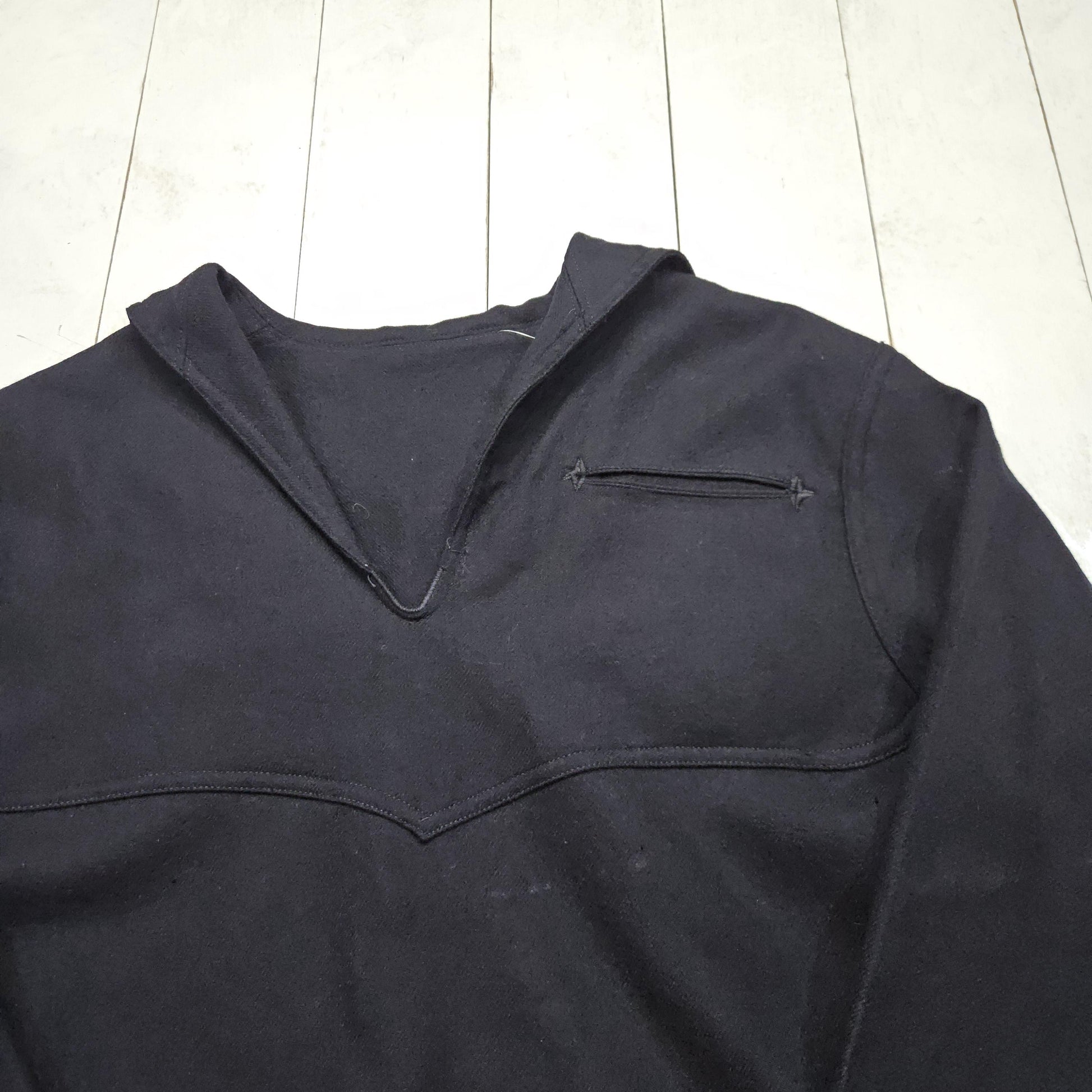 1940s WW2 USN Pullover Sailor Uniform Shirt Cracker Jack Shirt Made in USA Womens Size L