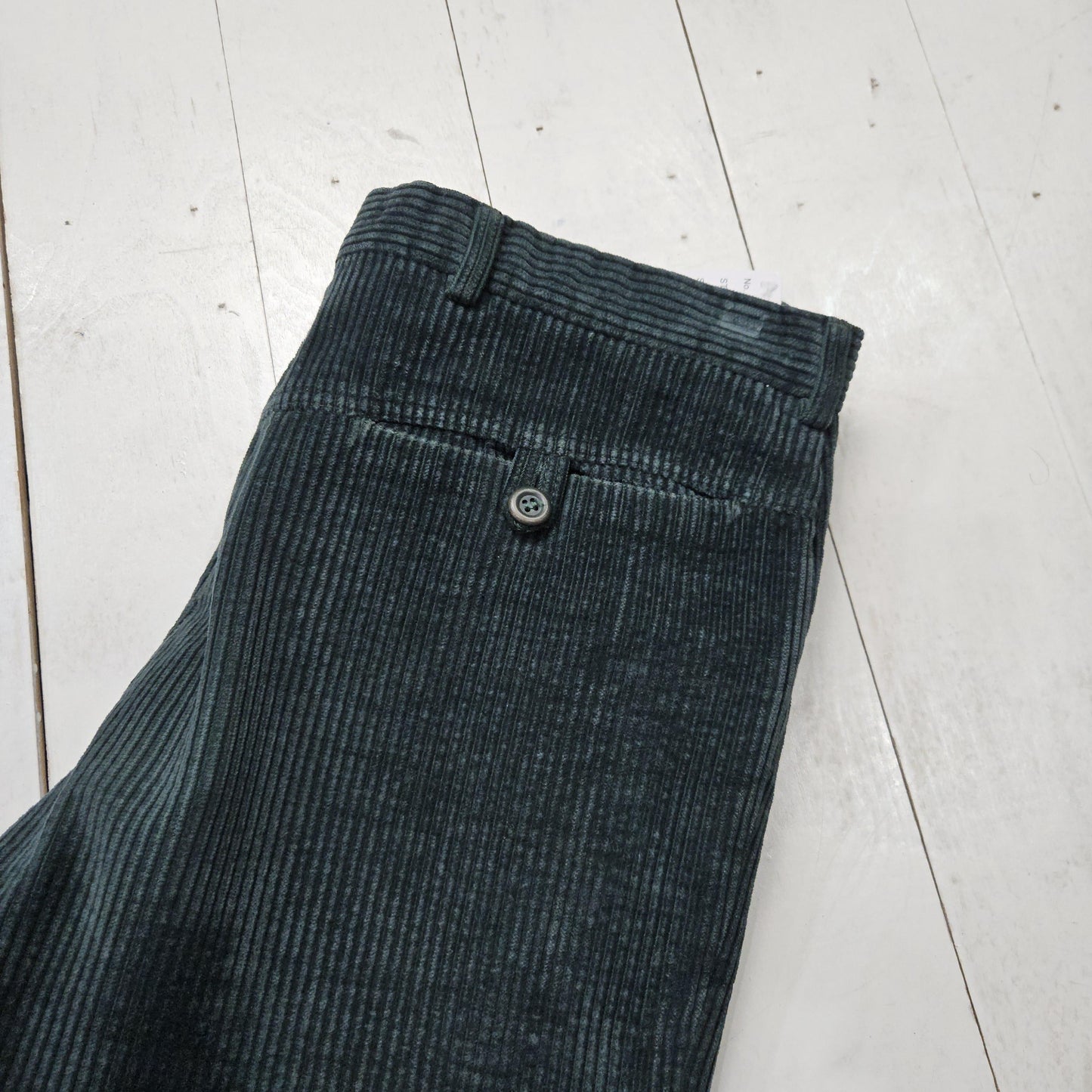 1970s/1980s Bogner Green Corduroy Pants Made in USA Size 31x31