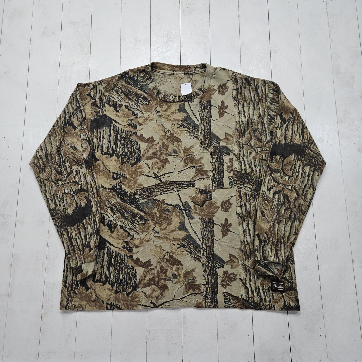 1980s/1990s Walls RealTree Camo Long Sleeve Pocket T-Shirt Size XXL