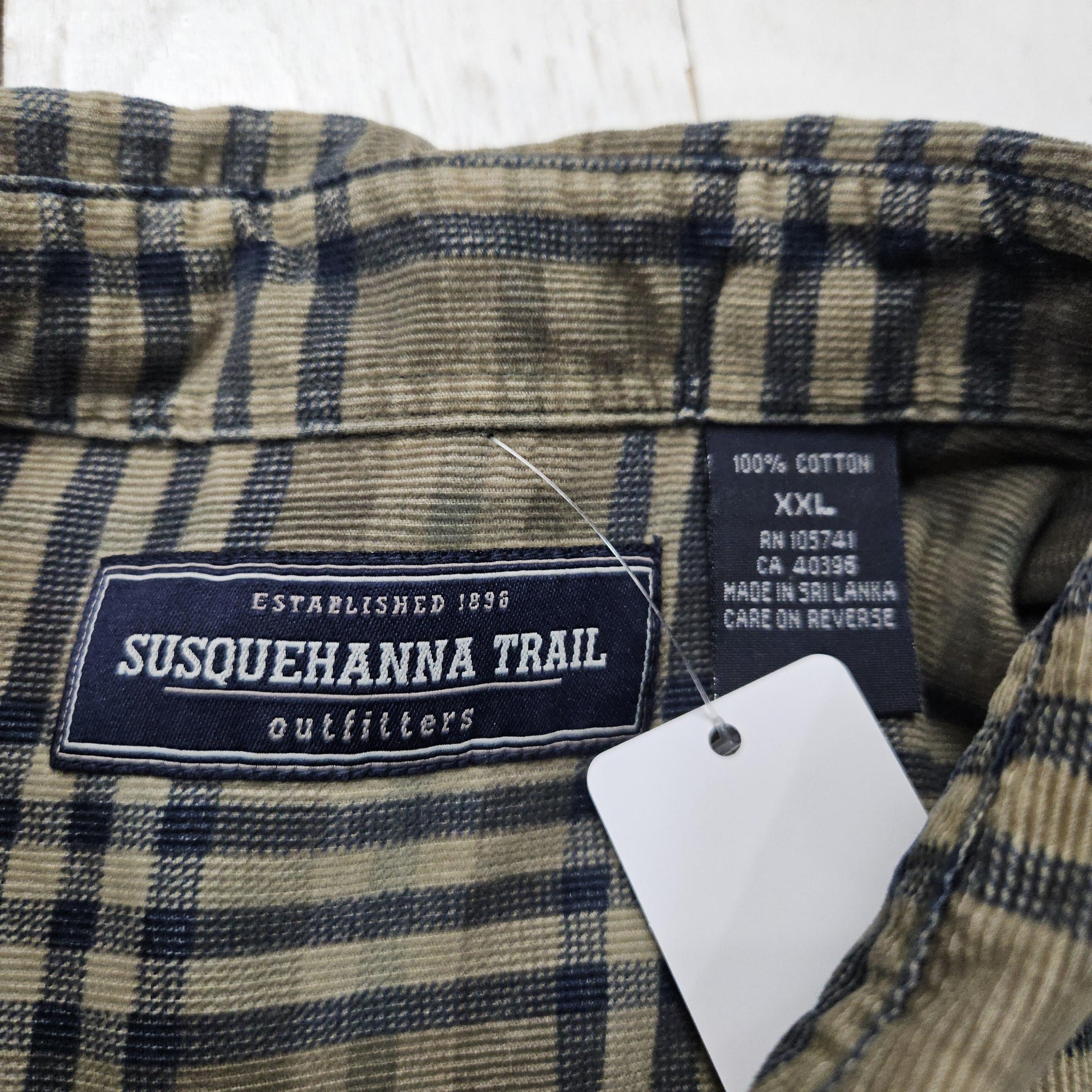 2010s Susquehanna Trail Micro Corduroy Plaid Button Down Shirt Size XXL/3XL