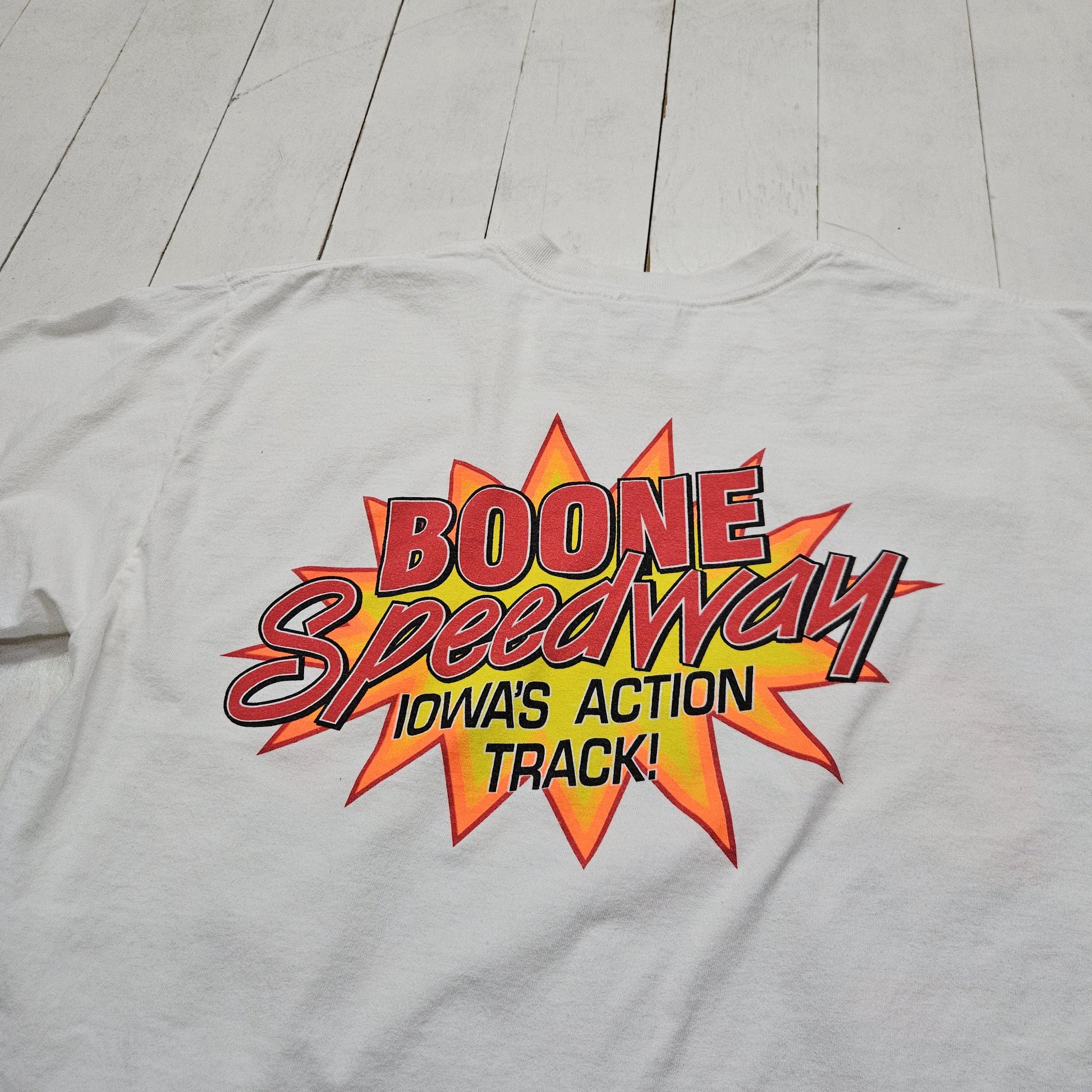 2000s Y2K White Boone Speedway Iowa Racing T-Shirt Size L