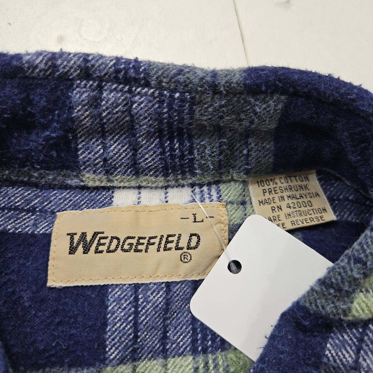 1980s Wedgefield Printed Cotton Plaid Flannel Shirt Size L