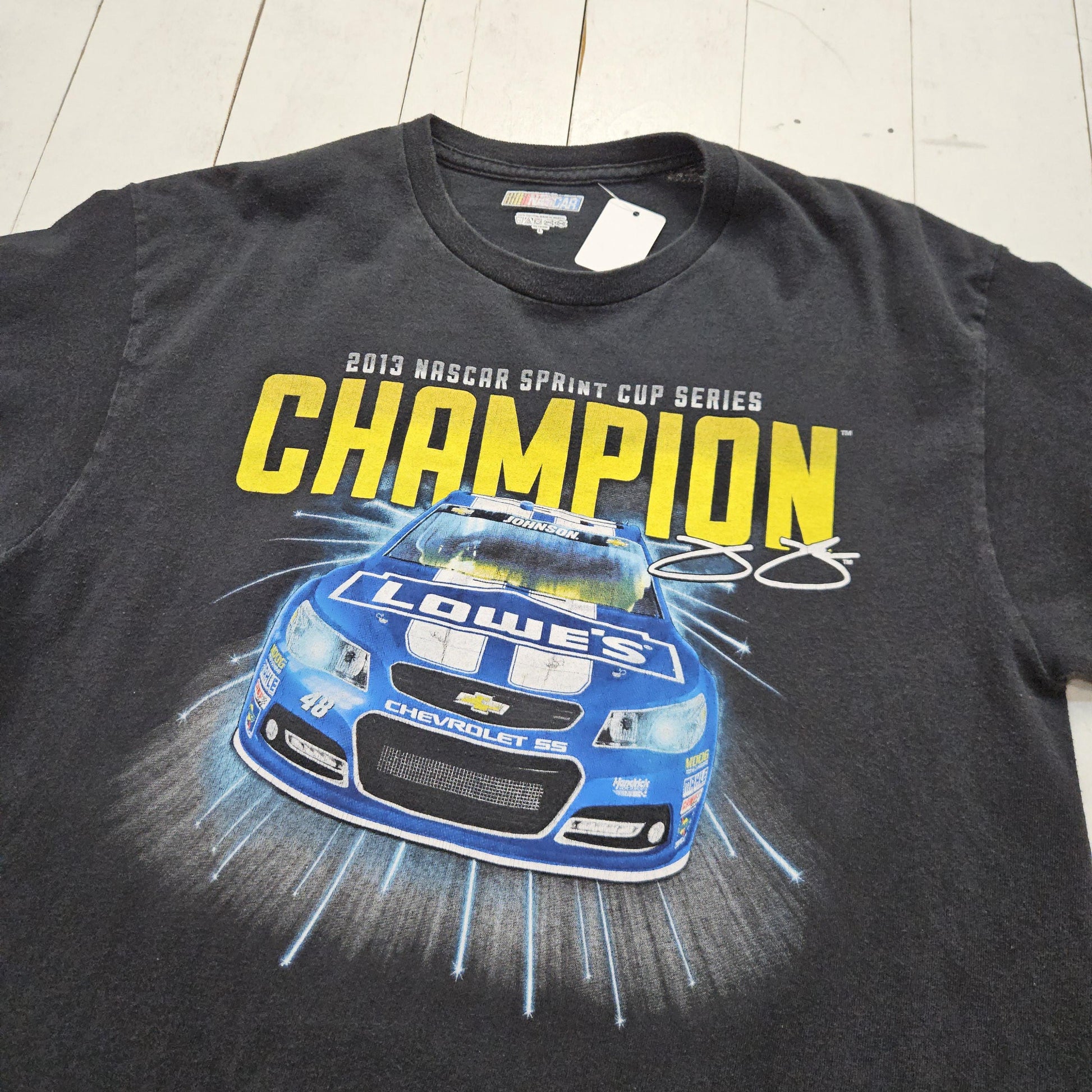 2010s 2013 Black Jimmie Johnson Sprint Cup Champion NASCAR Racing T-Shirt Size M