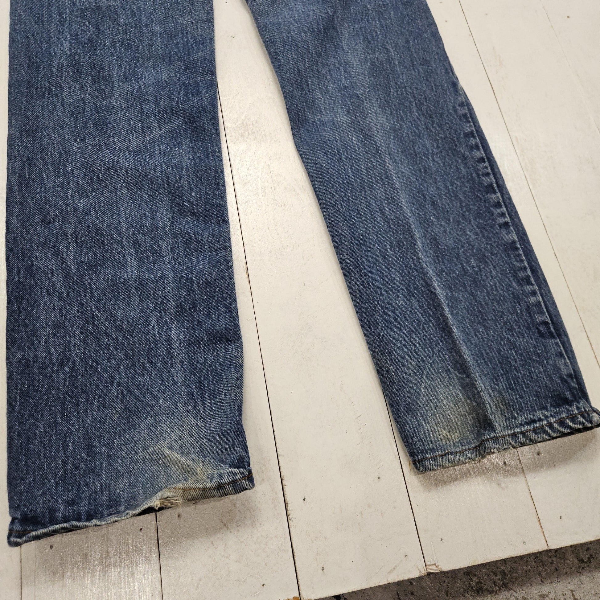 1980s Levi's Orange Tab 505 Blue Denim Jeans Made in USA Size 30x32.5