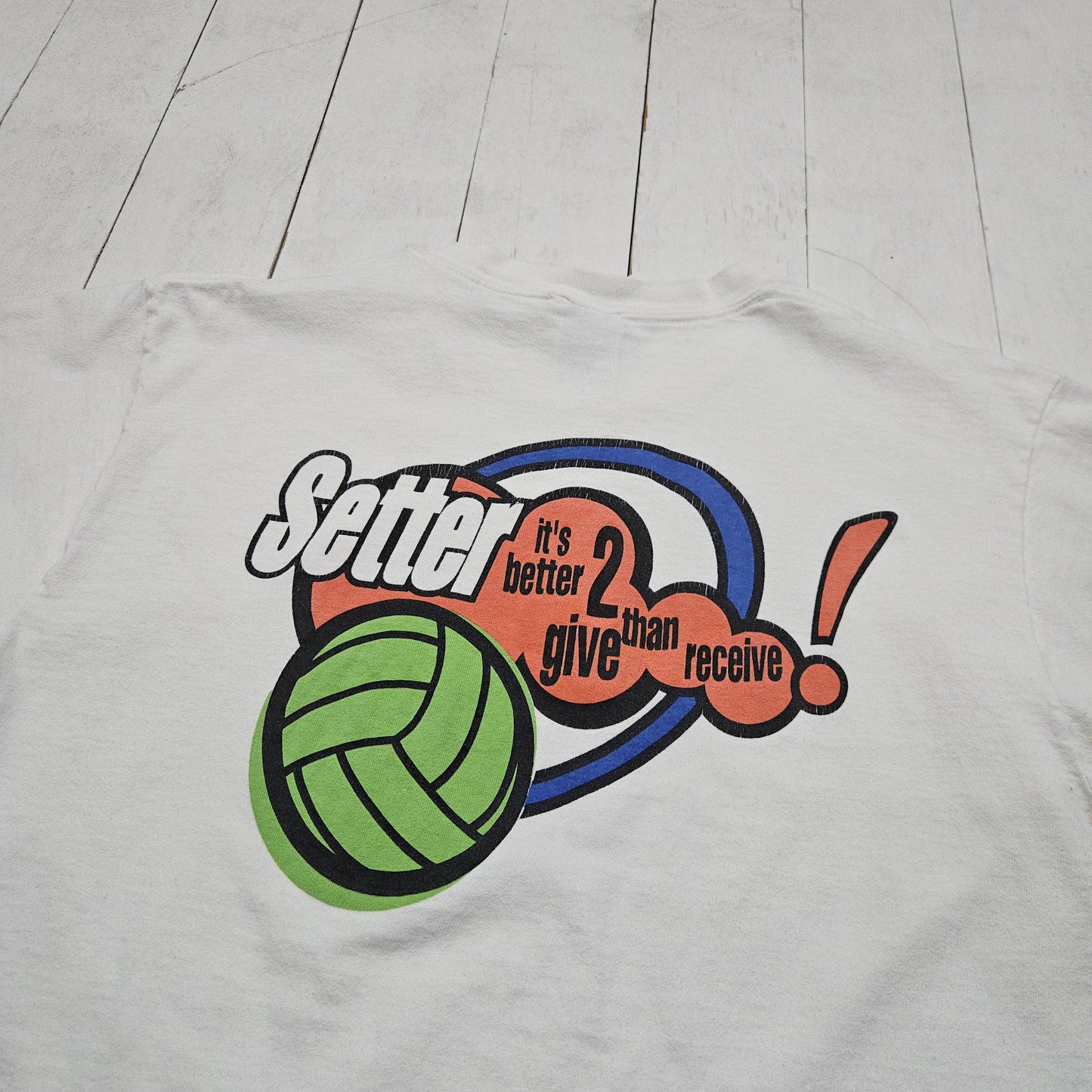 2000s Y2K White Setter It's Better 2 Give Than Receive Volleyball Funny T-Shirt Size M