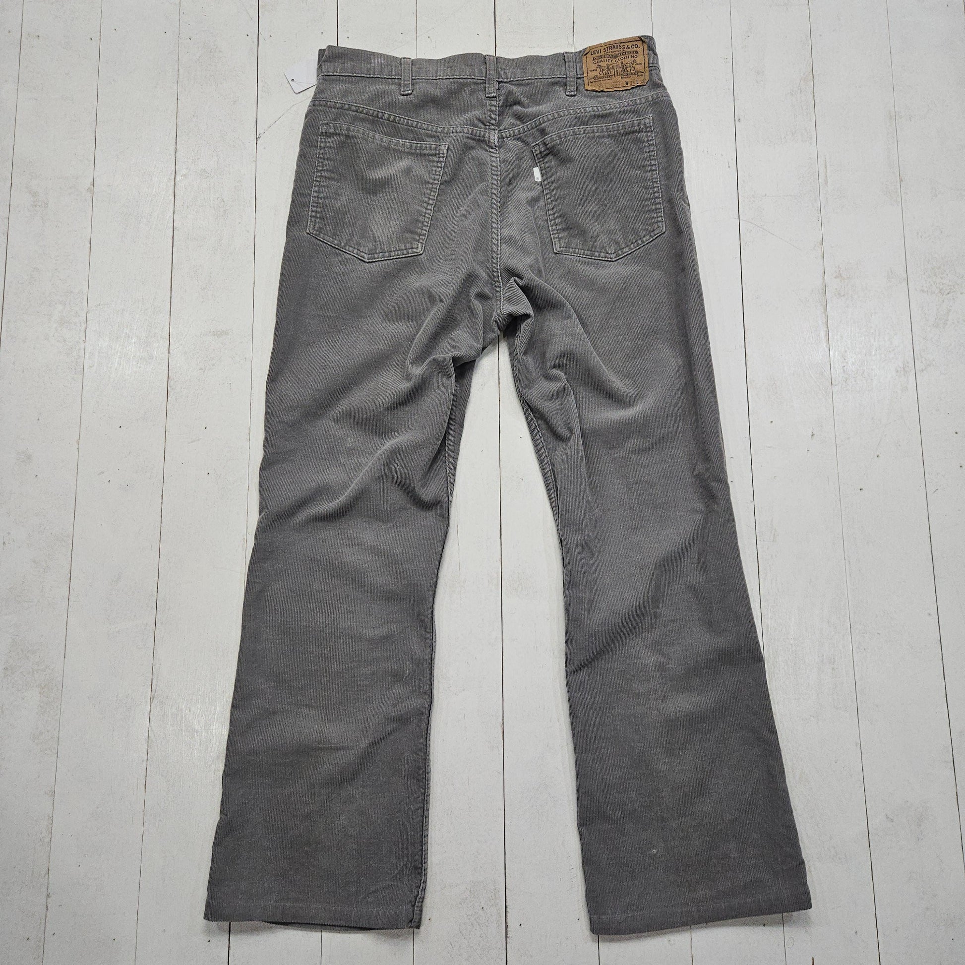 1980s Levi's 517 Boot Cut Light Grey Corduroy Pants Made in USA Size 34x29