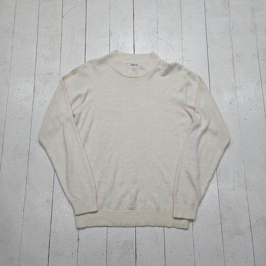 1980s/1990s Erika White Acrylic Knit Sweater Size M