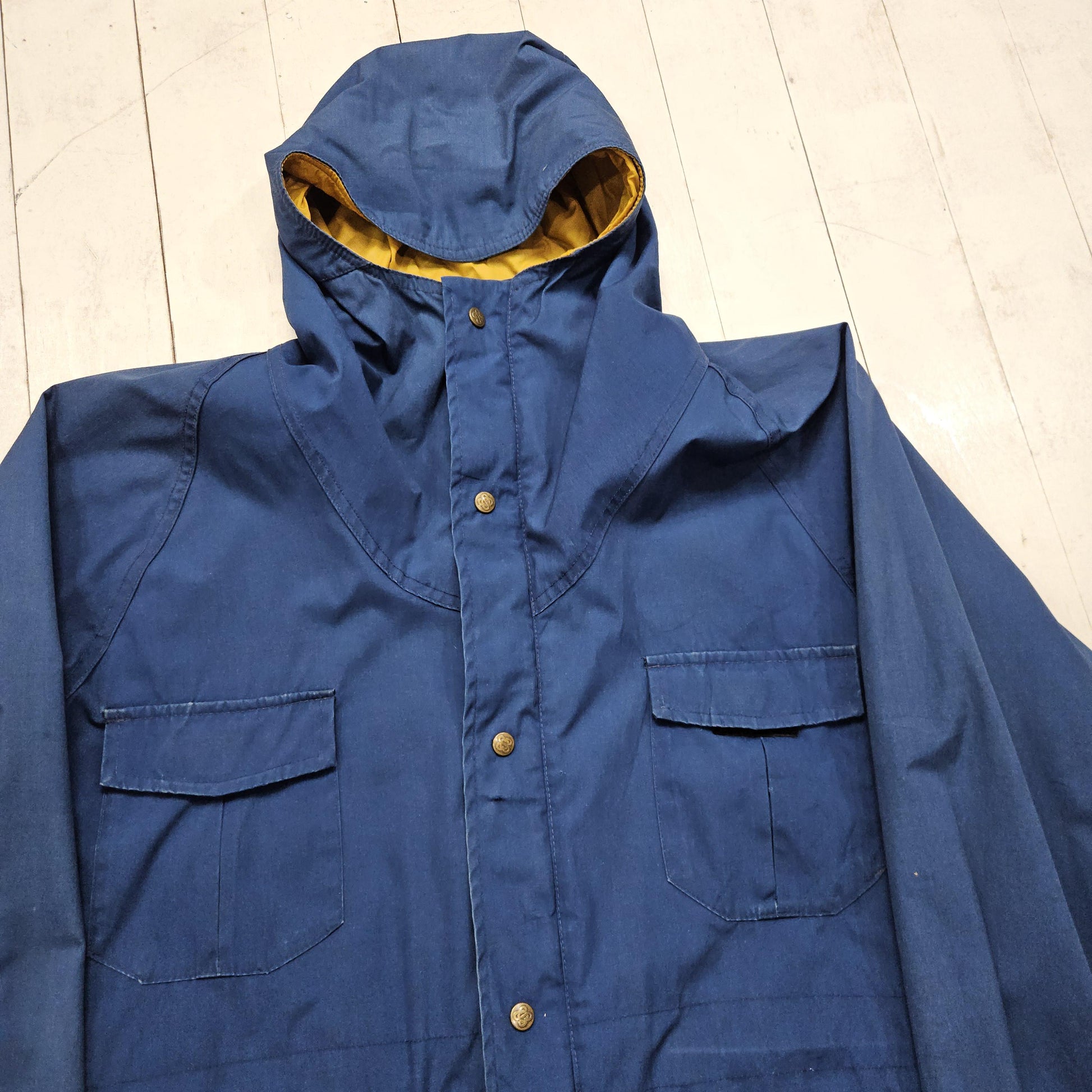 1980s Eddie Bauer Blue Mountain Parka Size L