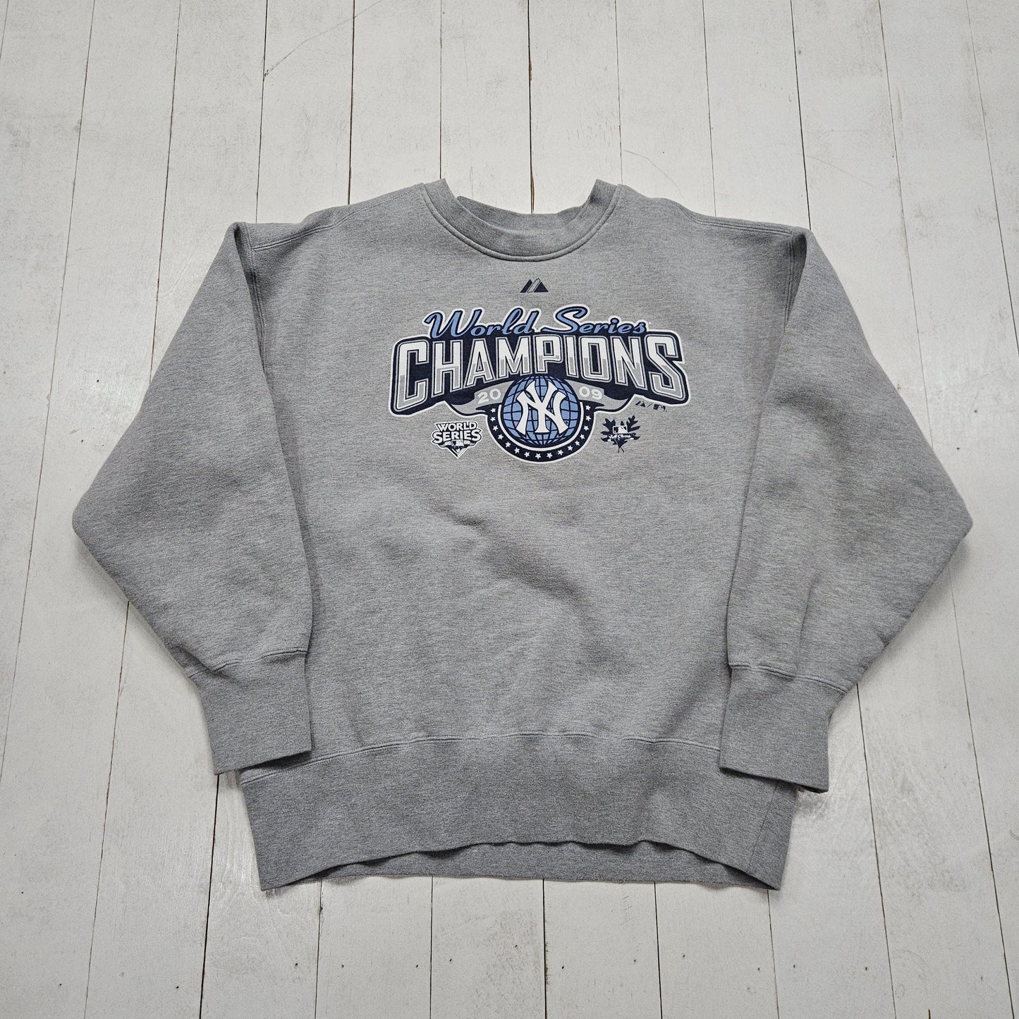 2000s 2009 Majestic Grey New York Yankees World Series Champions MLB Baseball Sweatshirt Size L/XL