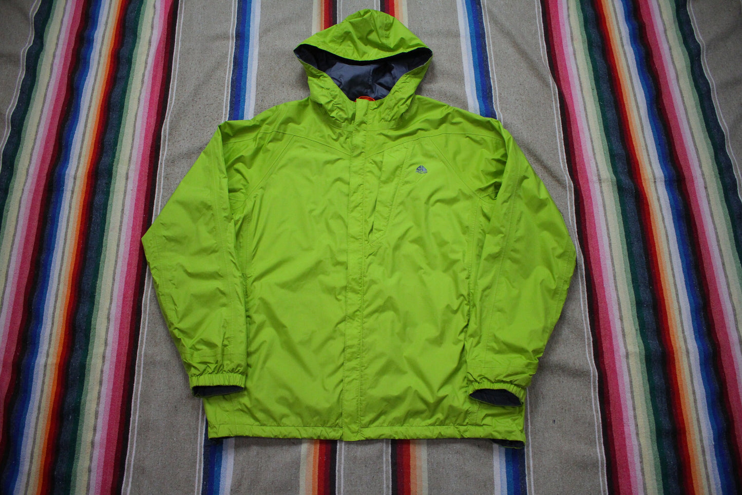 2000s/2010s Nike ACG Layer 3 Outer Layer Lime Green Fit Storm Windbreaker Jacket Size XL