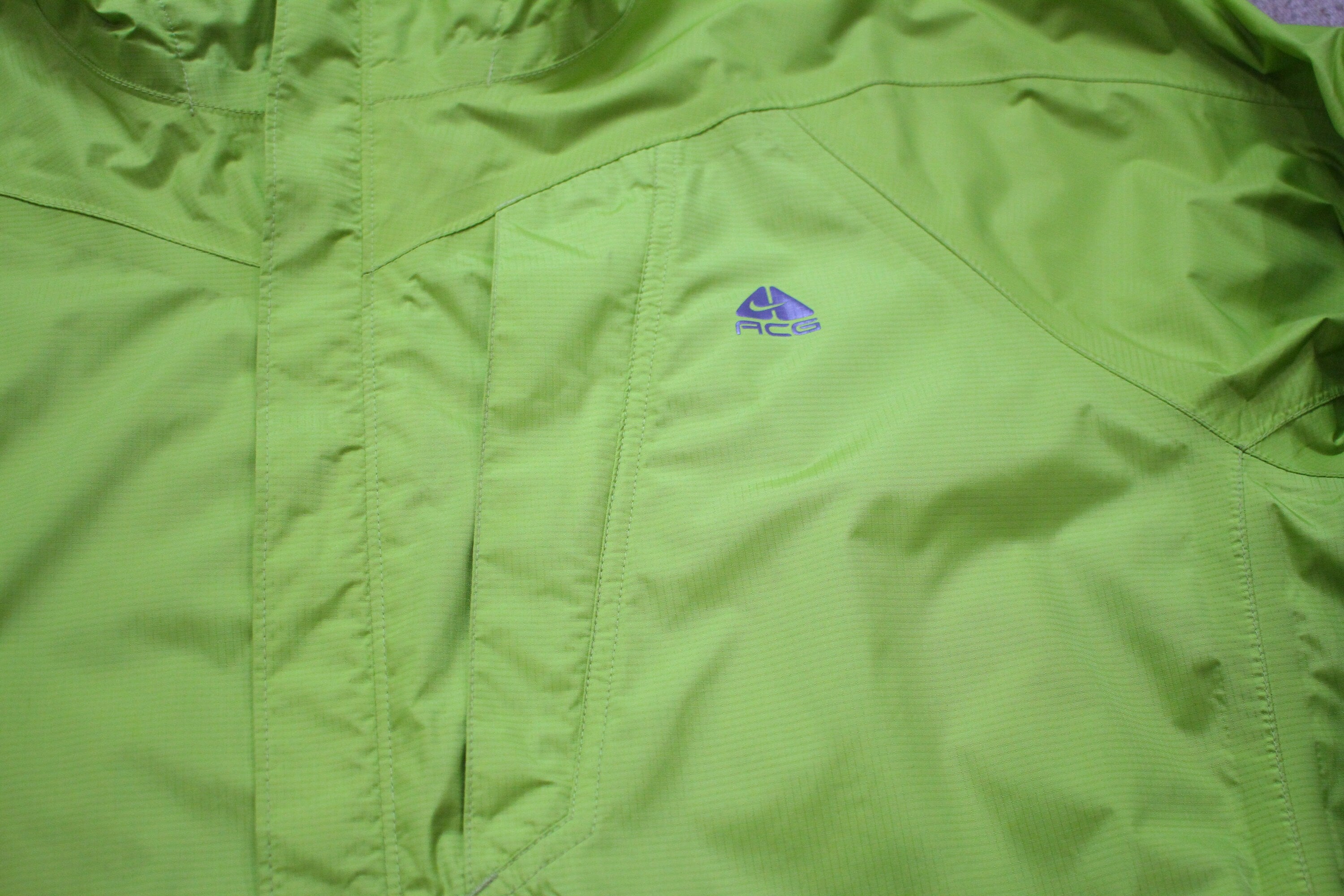 2000s 2010s Nike ACG Layer 3 Outer Layer Lime Green Fit Storm Windbrea People s Champ Vintage