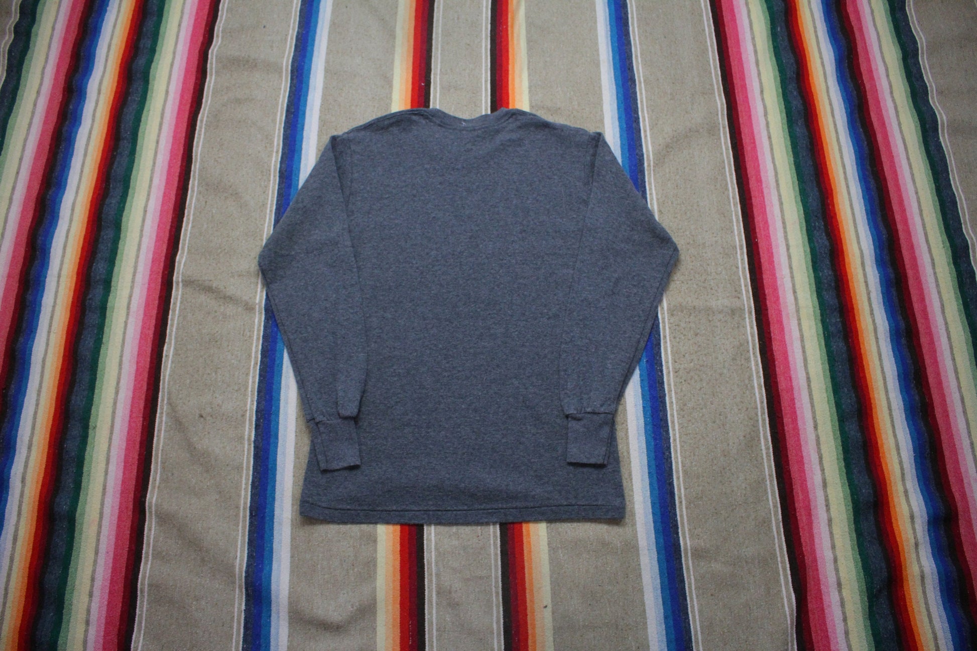 1980s Harvey Woods Charcoal Grey Longsleeve T-Shirt Made in Canada Size S/M